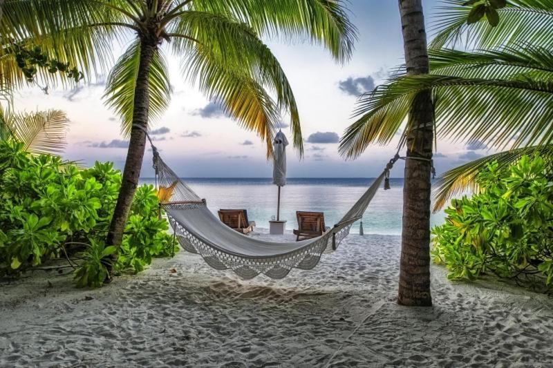 Romantique Et Bel Appartement En Bord De La Mer, Piscine Surveillee Et Belle Plage A 50M Saint-Francois  Exterior photo